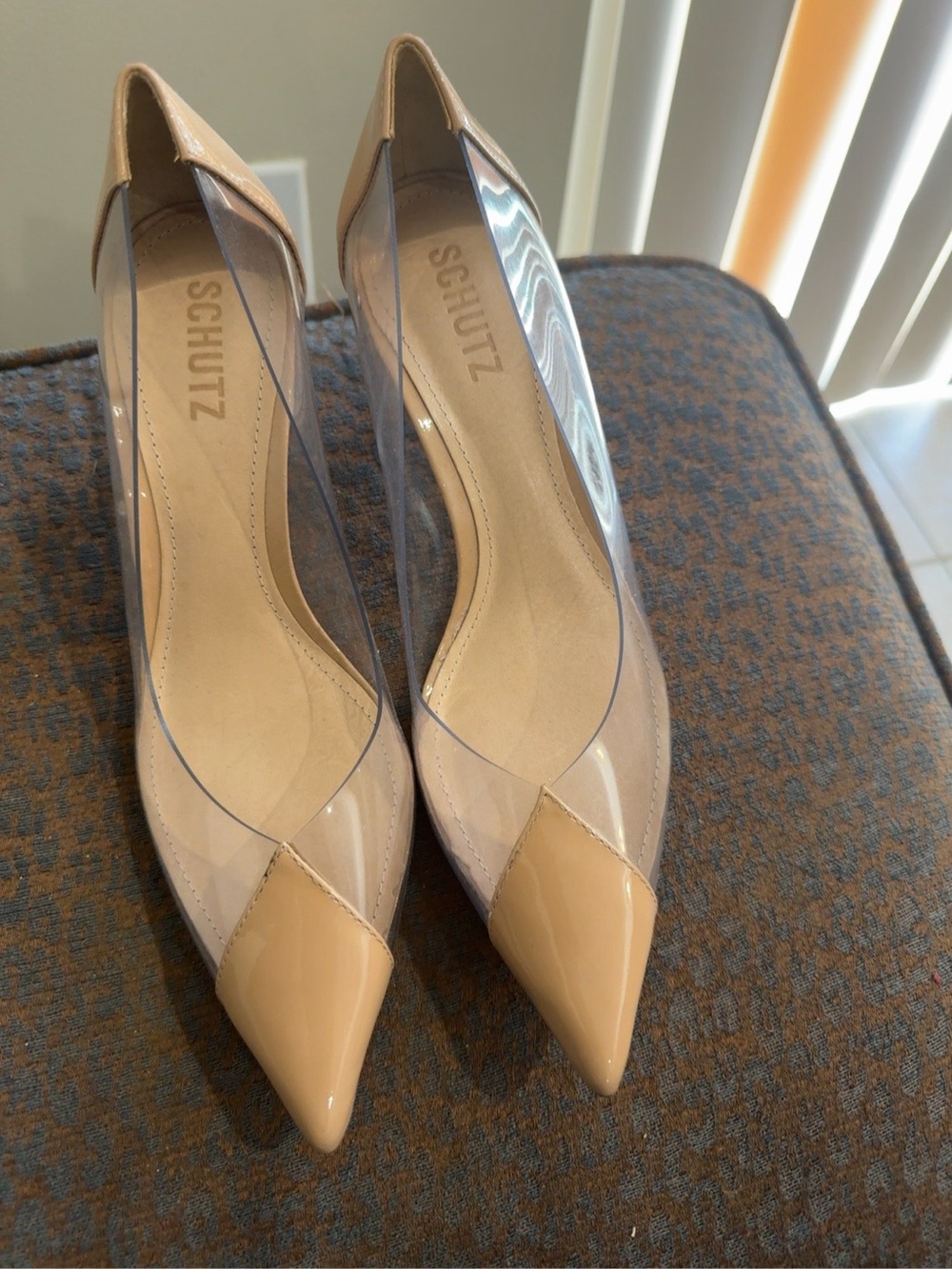 NEW SCHUTZ Beige Patent Pointed-Toe Pumps with Clear Panels